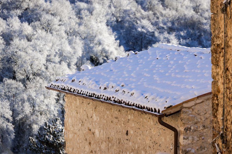 Snegobrani za opečno kritino (10 kosov)